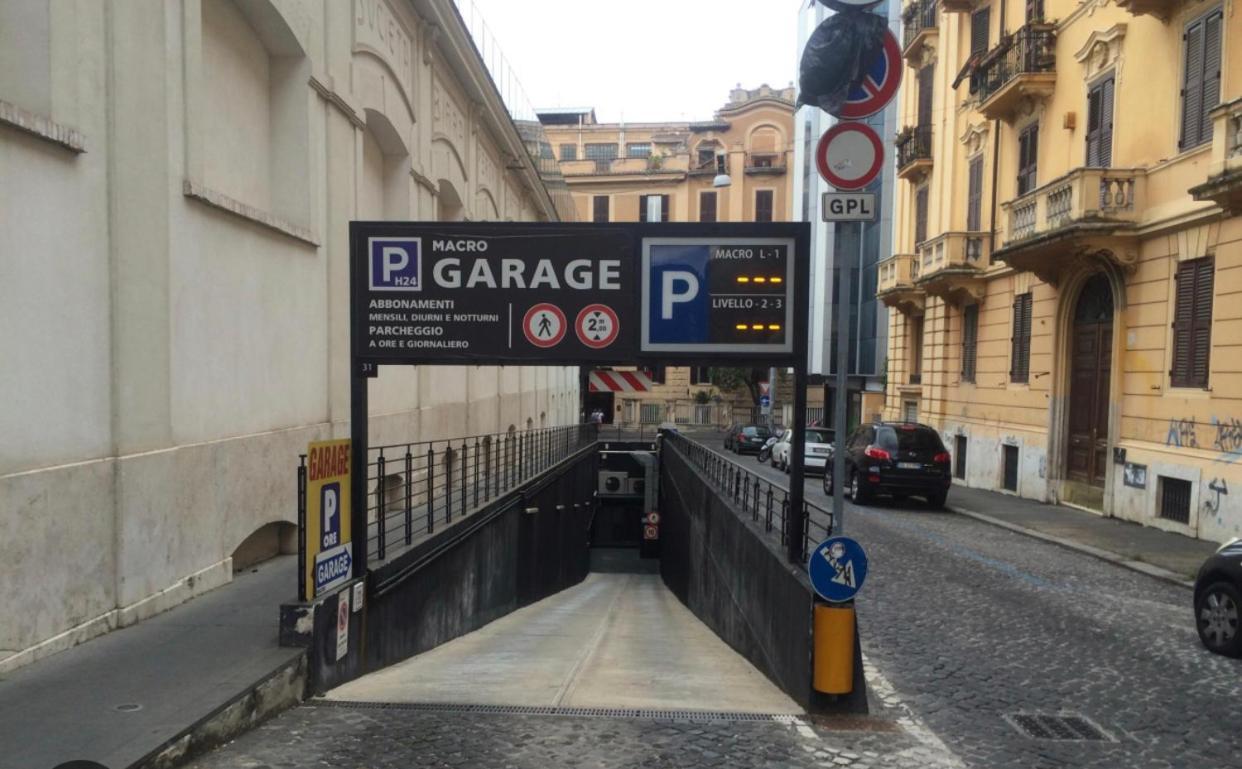 La Breccia A Porta Pia Frühstückspension